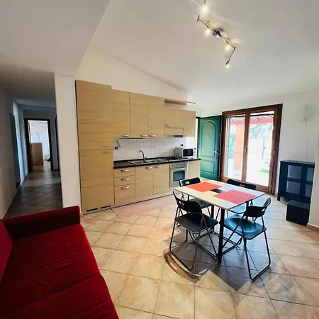 Fami House بيت للعطل *