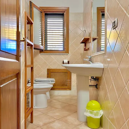 Fami House Nyaraló Bari Sardo