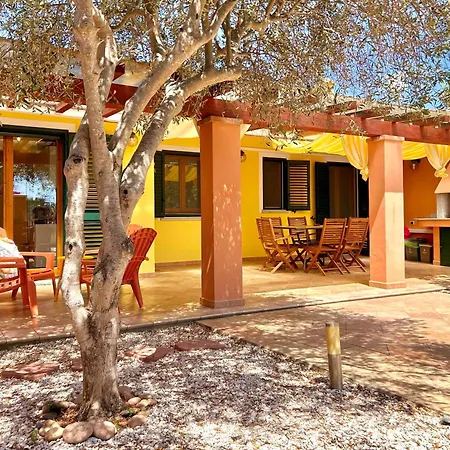 Nyaraló Fami House *